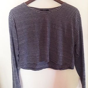 ❌SOLD❌ Striped cropped long sleeve